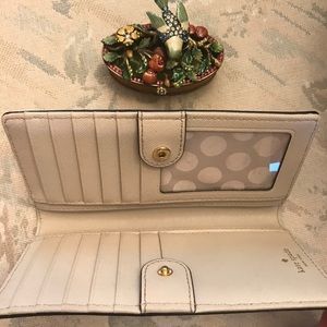 🔴 KATE SPADE WALLET